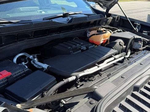 Used 2022 Chevrolet Silverado 1500 LT image 18