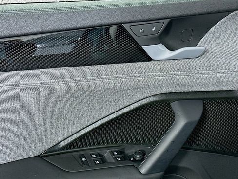 New 2025 Volkswagen Tiguan S image 21