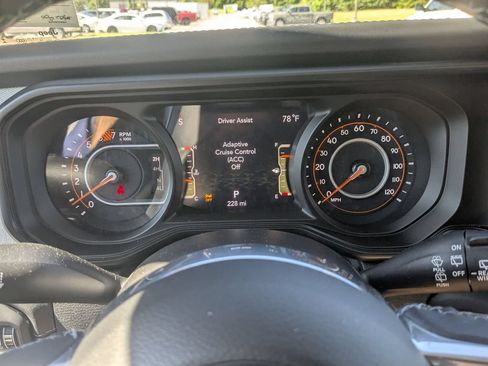 Used 2026 Jeep Wrangler Unlimited Sahara w/ Safety Group AWD/4WD image 17
