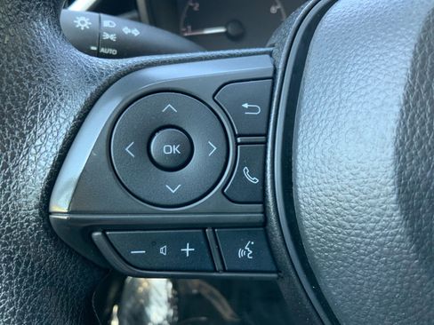 Used 2024 Toyota Corolla LE FWD image 23