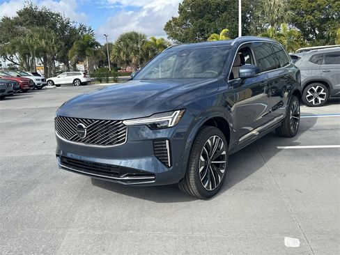 New 2026 Volvo XC90 B6 Plus image 2