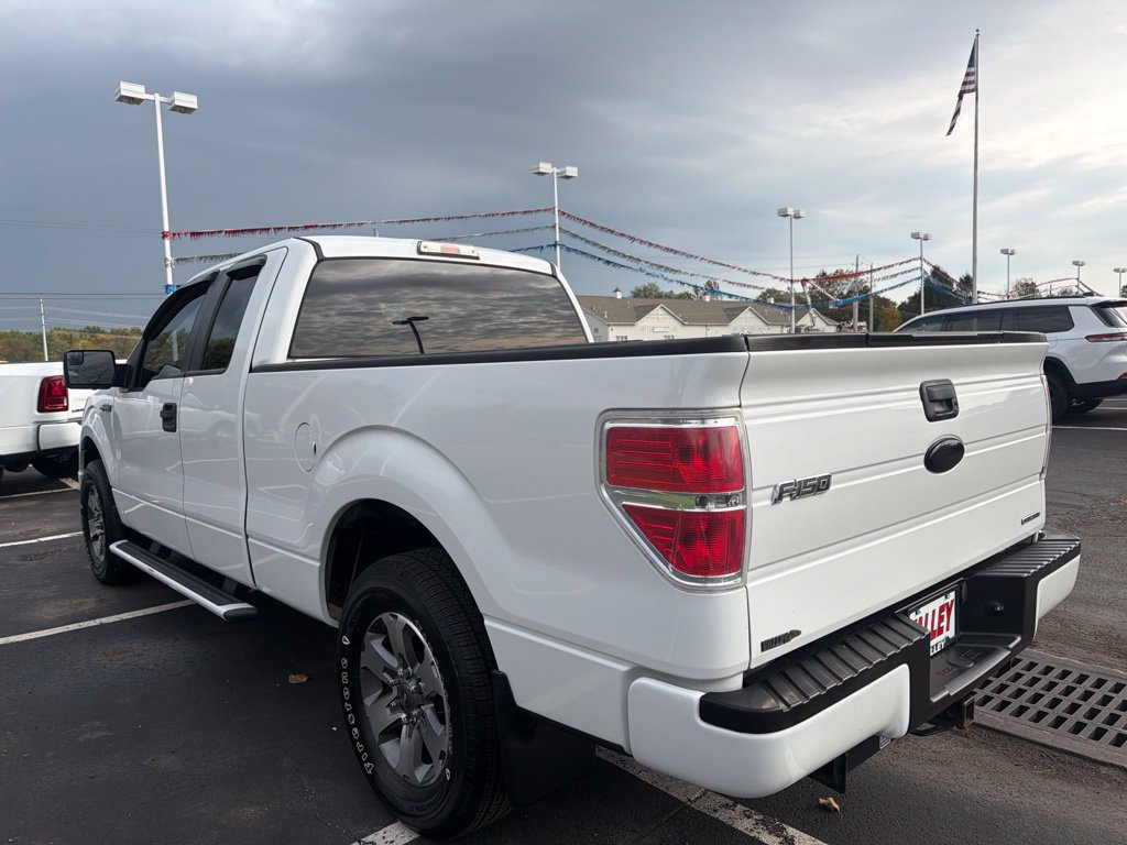 Used 2012 Ford F150 XLT w/ XLT Custom Pkg RWD image 5