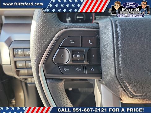 Used 2025 Toyota Tacoma TRD Off-Road AWD/4WD image 6