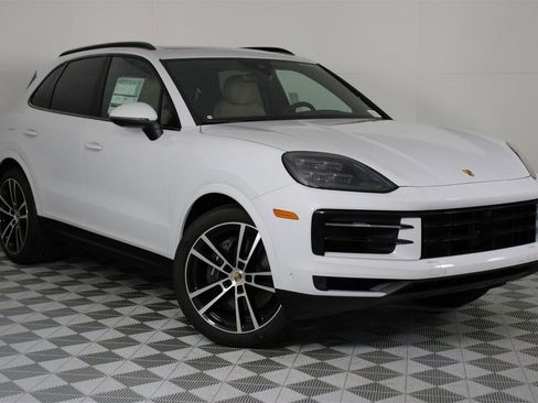 New 2026 Porsche Cayenne image 9