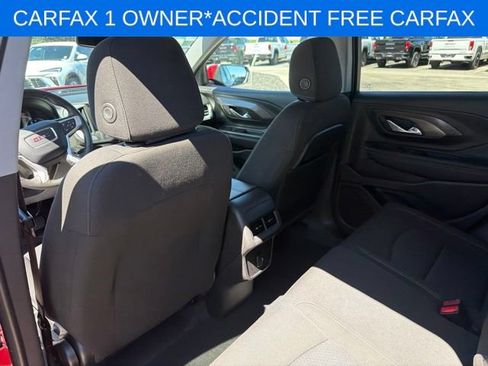 Used 2024 GMC Terrain SLE FWD image 18