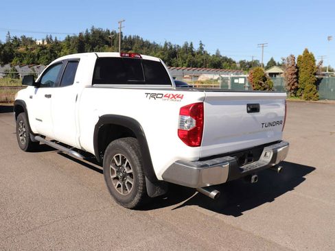 Used 2015 Toyota Tundra SR5 w/ TRD Off Road Package AWD/4WD image 7