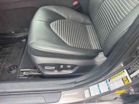 Used 2024 Toyota Camry SE w/ Cold Weather Package image 19