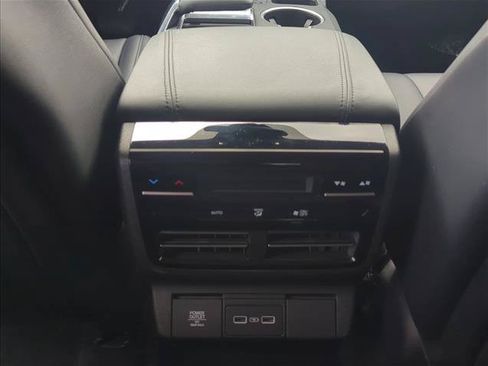 Used 2022 Acura MDX FWD image 21