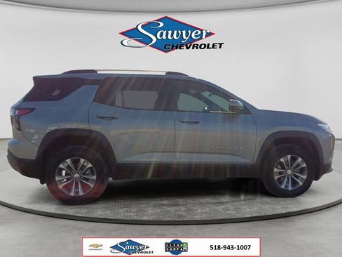 Used 2025 Chevrolet Equinox LT w/ Convenience Package II AWD/4WD image 6