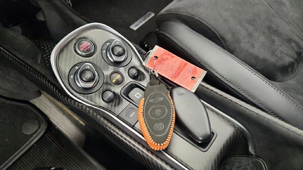 Used 2019 McLaren 600LT RWD image 73