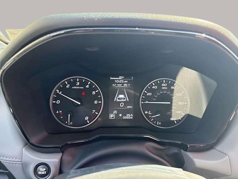 Used 2025 Subaru Outback Premium image 10