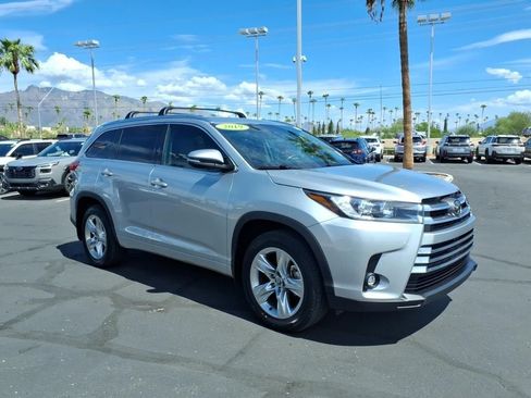 Used 2019 Toyota Highlander Limited AWD/4WD image 31