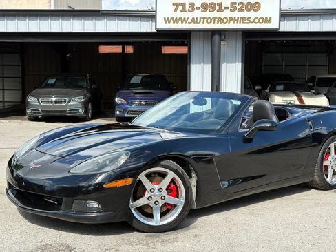 Used 2005 Chevrolet Corvette Coupe w/ Preferred Equipment Group RWD image 29