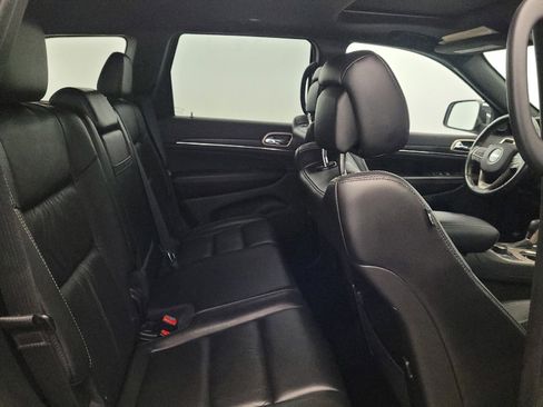 Used 2016 Jeep Grand Cherokee Limited AWD/4WD image 19