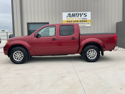 Used 2019 Nissan Frontier SV AWD/4WD image 10