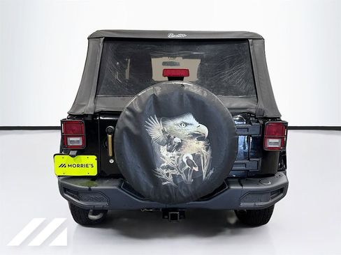 Used 2018 Jeep Wrangler Sport AWD/4WD image 6