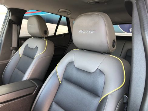 Used 2024 Chevrolet Trax ACTIV w/ Driver Confidence Package FWD image 17