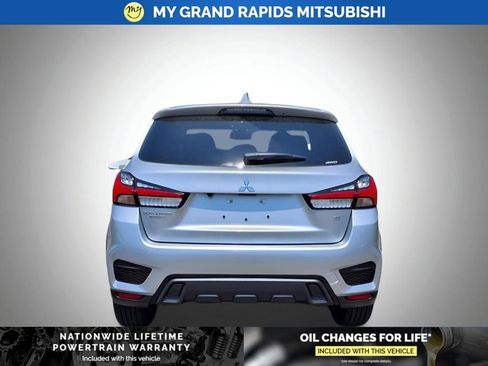 New 2025 Mitsubishi Outlander Sport SE image 8