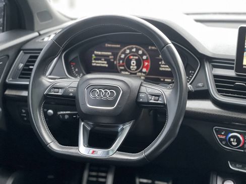 Used 2019 Audi SQ5 Prestige w/ Prestige Package image 32