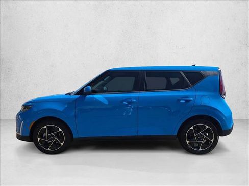 Used 2024 Kia Soul EX image 8