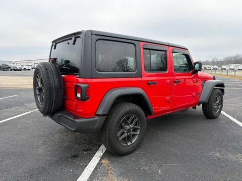 Used 2024 Jeep Wrangler Sport S image 5