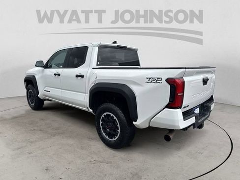 Used 2024 Toyota Tacoma TRD Off-Road AWD/4WD image 3