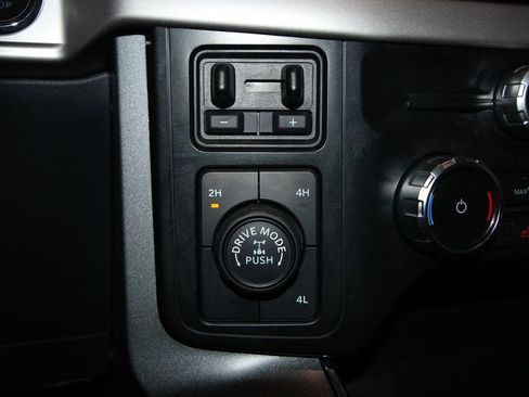 Used 2023 Ford F150 XLT w/ Equipment Group 302A High image 17