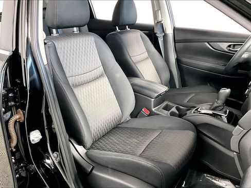 Used 2018 Nissan Rogue S image 7