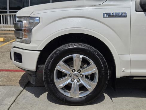 Used 2018 Ford F150 Platinum w/ Equipment Group 701A Luxury image 5