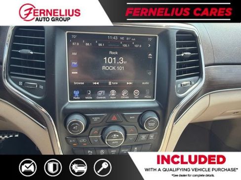 Used 2016 Jeep Grand Cherokee Overland w/ Advanced Technology Group AWD/4WD image 10