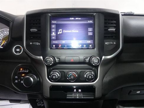 Used 2019 RAM 1500 Big Horn image 34