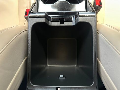 Used 2022 Jeep Grand Cherokee L Limited image 29