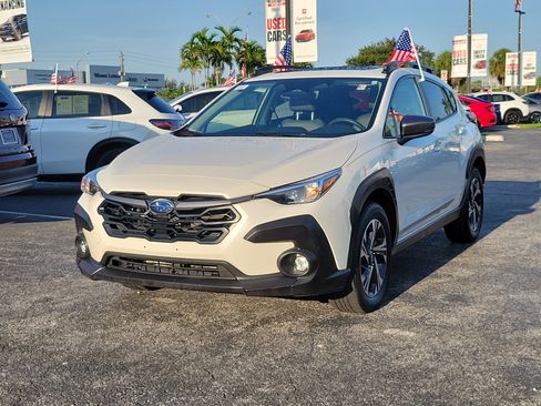 Used 2024 Subaru Crosstrek 2.0i Premium AWD/4WD image 5