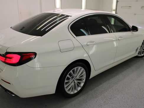 Used 2021 BMW 530i w/ Convenience Package RWD image 23