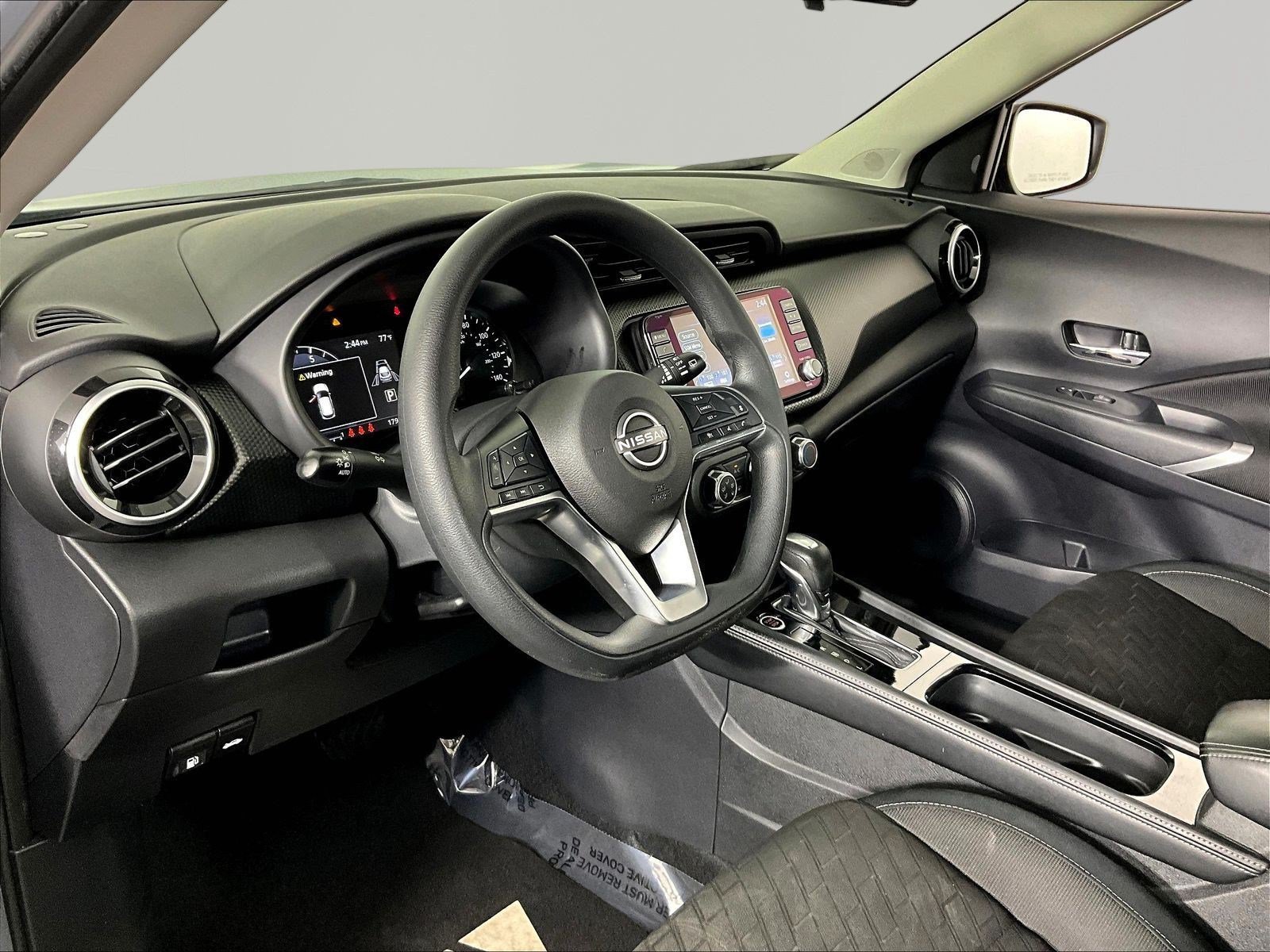 Used 2024 Nissan Kicks SV FWD image 17