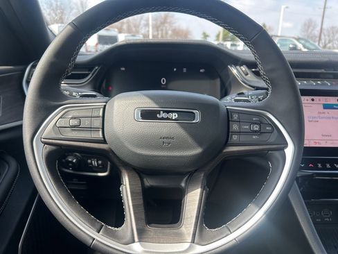 New 2026 Jeep Grand Cherokee L Limited AWD/4WD image 11