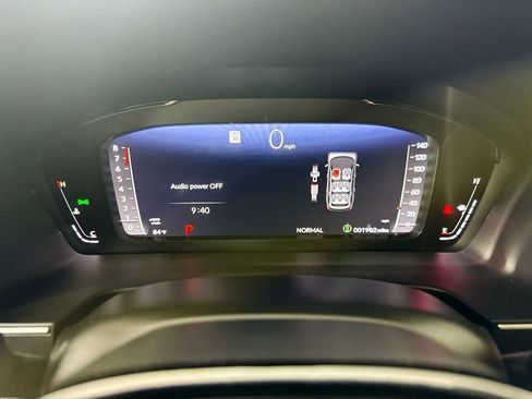 Used 2025 Honda Pilot Elite image 34