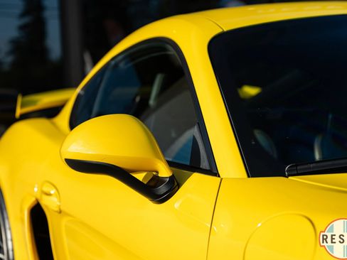 Used 2016 Porsche Cayman GT4 RWD image 23