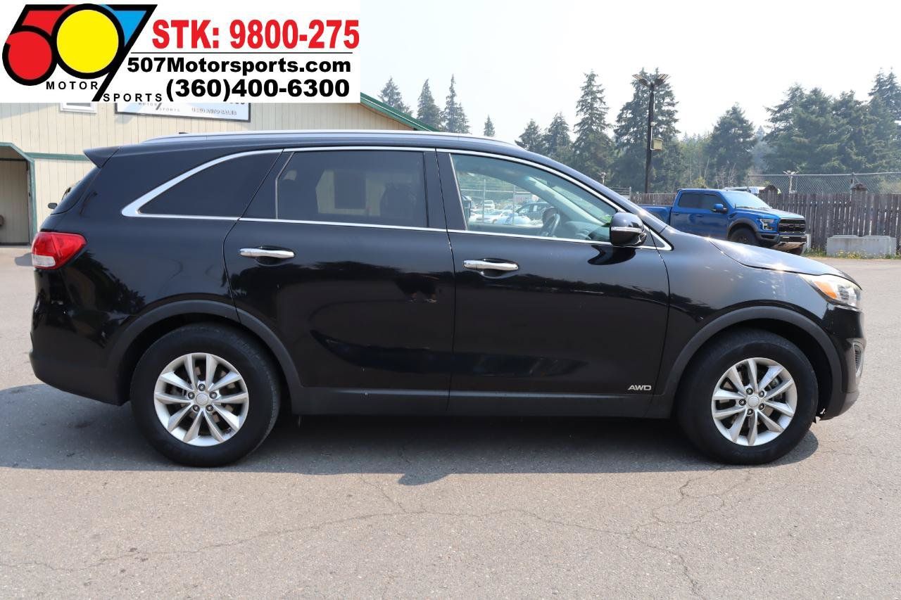Used 2016 Kia Sorento AWD w/ LX Convenience Package image 9