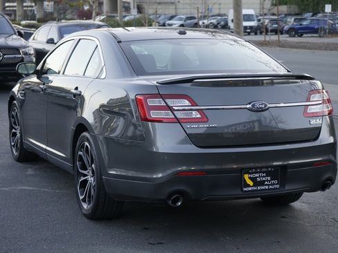 Used 2019 Ford Taurus SHO image 10