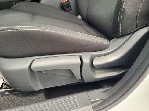 Used 2024 Nissan Rogue S AWD/4WD image 12
