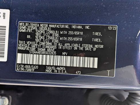 Used 2024 Toyota Grand Highlander AWD image 34