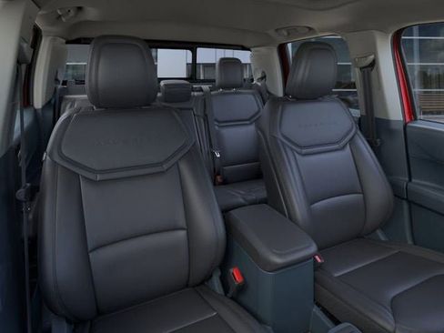 New 2025 Ford Maverick Lariat w/ Black Appearance Package image 10