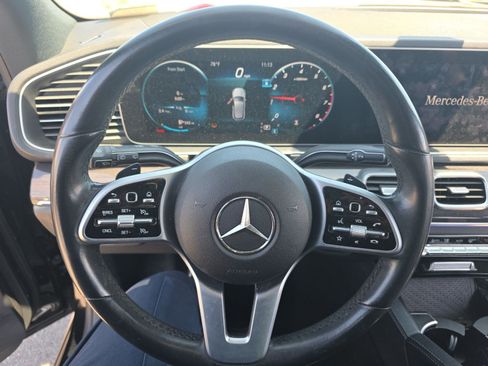Used 2020 Mercedes-Benz GLE 350 w/ Premium Package image 11