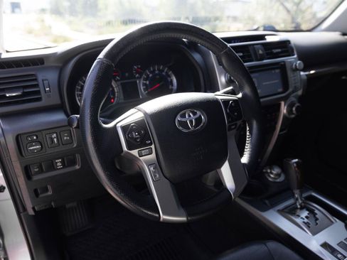 Used 2017 Toyota 4Runner Limited AWD/4WD image 17