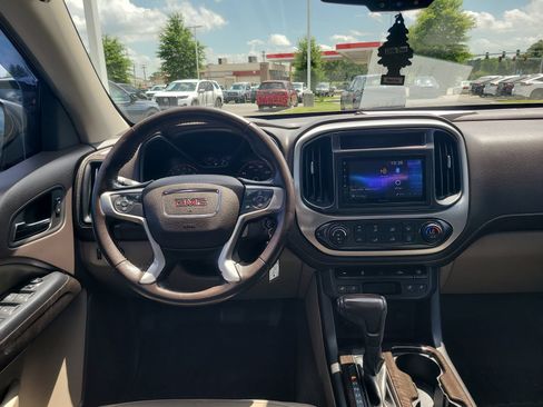 Used 2015 GMC Canyon SLT w/ Driver Alert Package RWD image 23