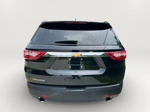 Used 2020 Chevrolet Traverse LS image 8