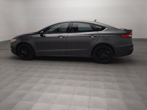 Used 2019 Ford Fusion SE w/ Equipment Group 151A FWD image 3