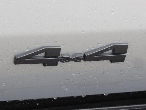 Used 2024 Toyota Tacoma TRD Off-Road w/ TRD Off Road Premium Package image 8