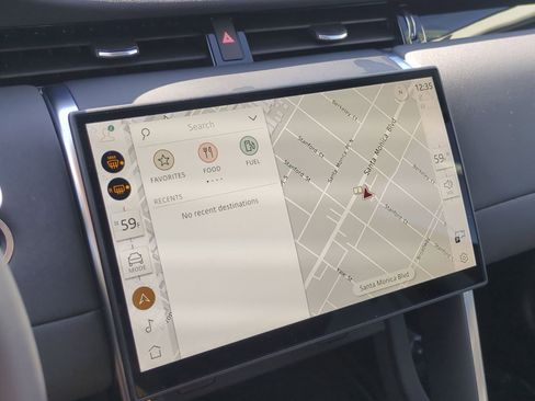 Used 2024 Land Rover Discovery Sport S image 20